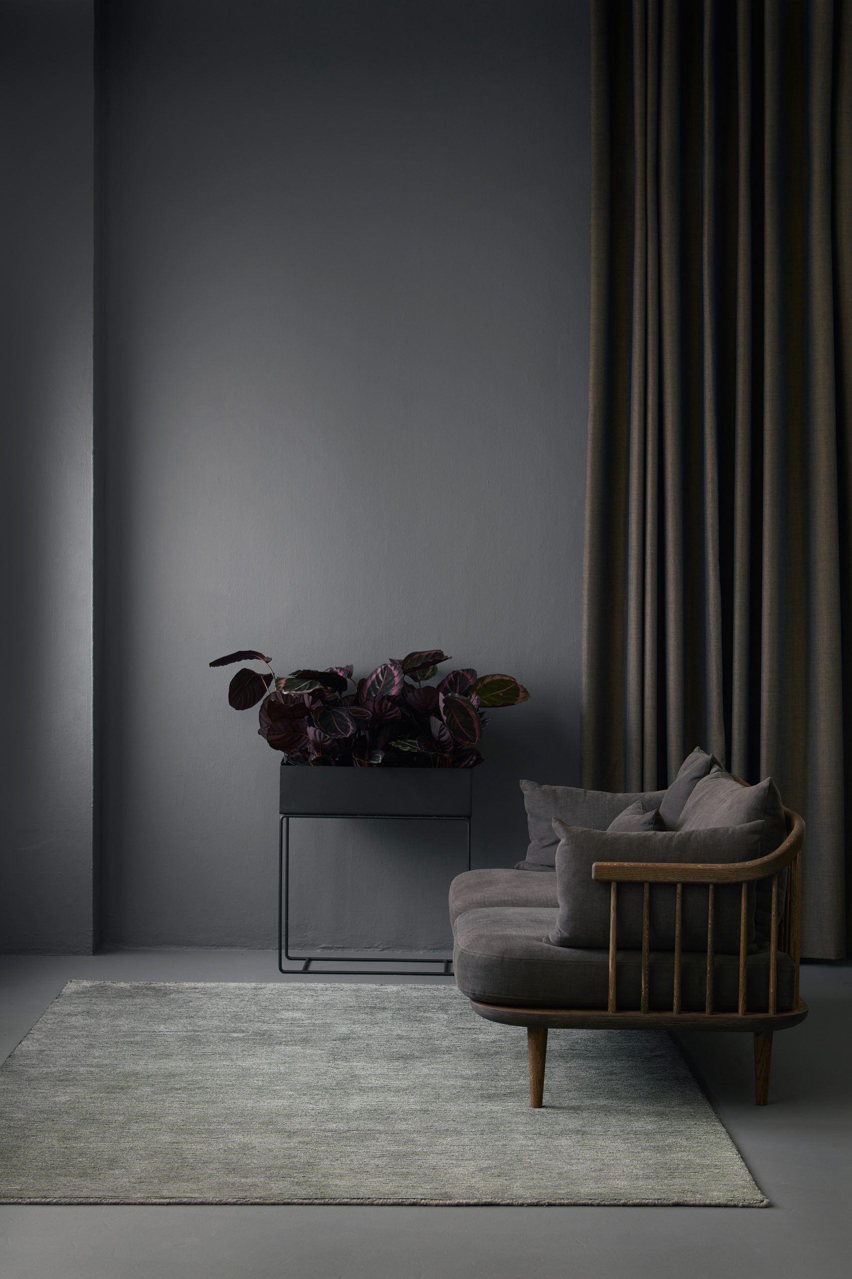 Fabula_Odin_Rug_Grey_Black_Wool_Linen_Hand-knotted_1615__A1_300dpi_Medium