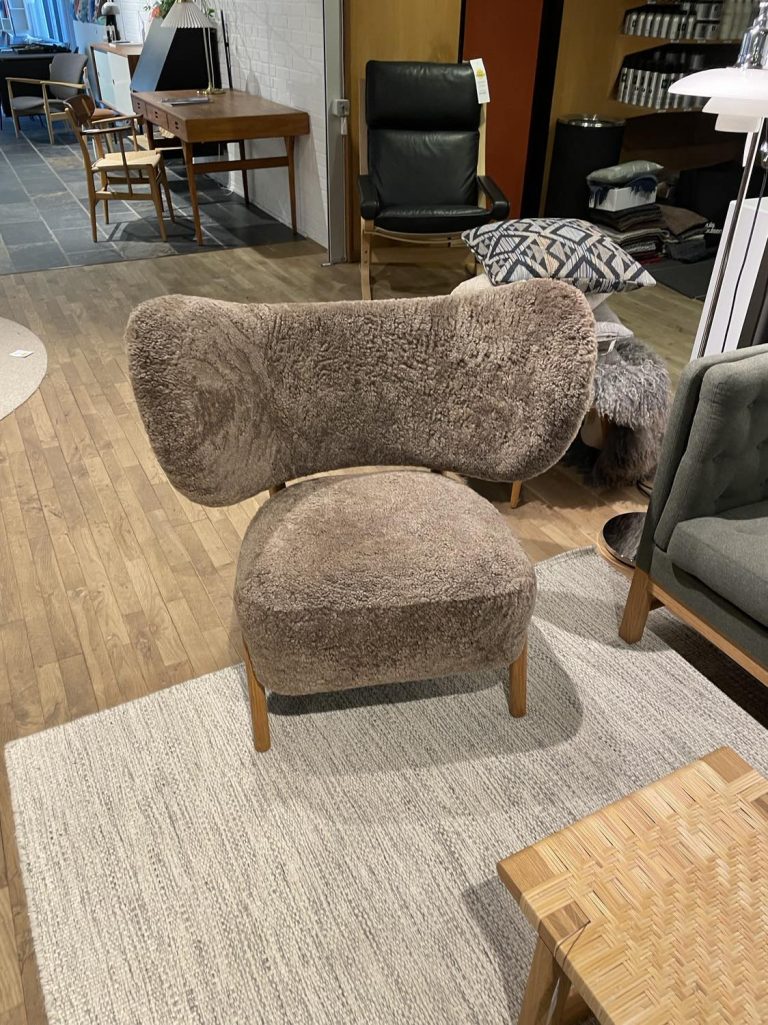 Mazo chair med sheepskin – 17.900,-