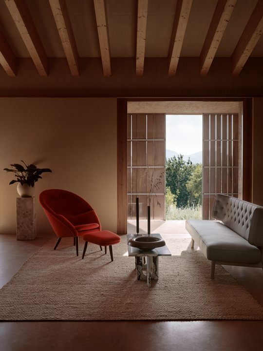 MENU_LS_Oda_Lounge_Chair_Ottoman_Plinth_Pedestal_Androgyne_Lounge_Table_Radiohus_Sofa_P2