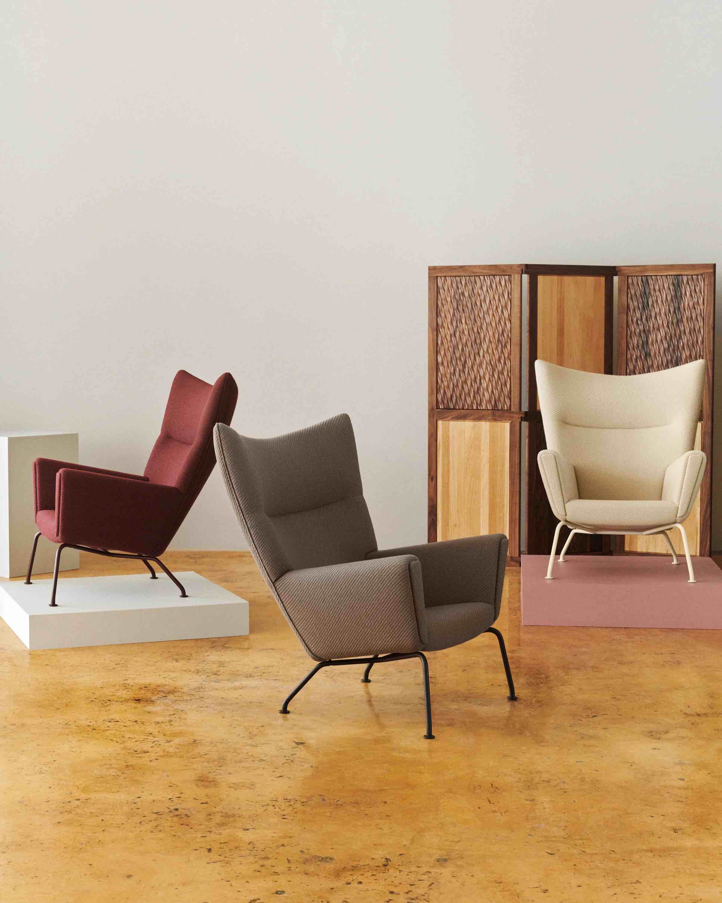 CH445_Deep burgundy_Umi 64291_Ral 3007_Pebble brown_Umi 61324_Ral 8019_Clay white_Umi 61322_Ral 1013_1-preview